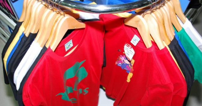 3) Camisetas da Hora
